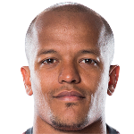 Robert Earnshaw Photograph