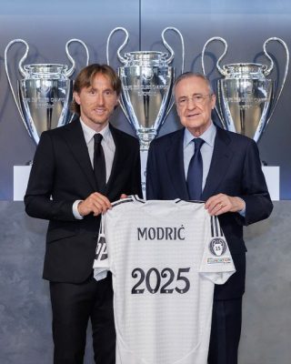 Luka Modric renews contract with Real Madrid